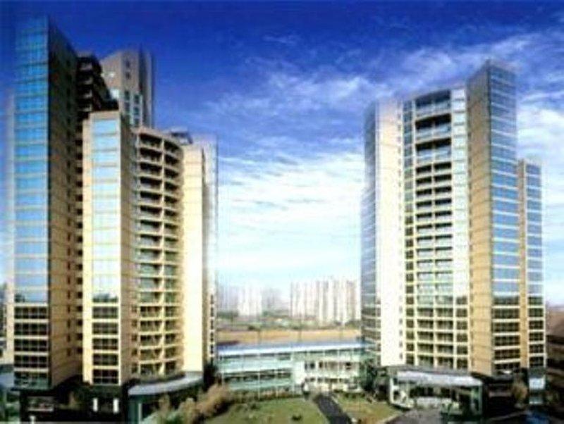 Diamond Court Hotel