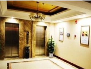 Hotel Vienna Pudong Airport 2*