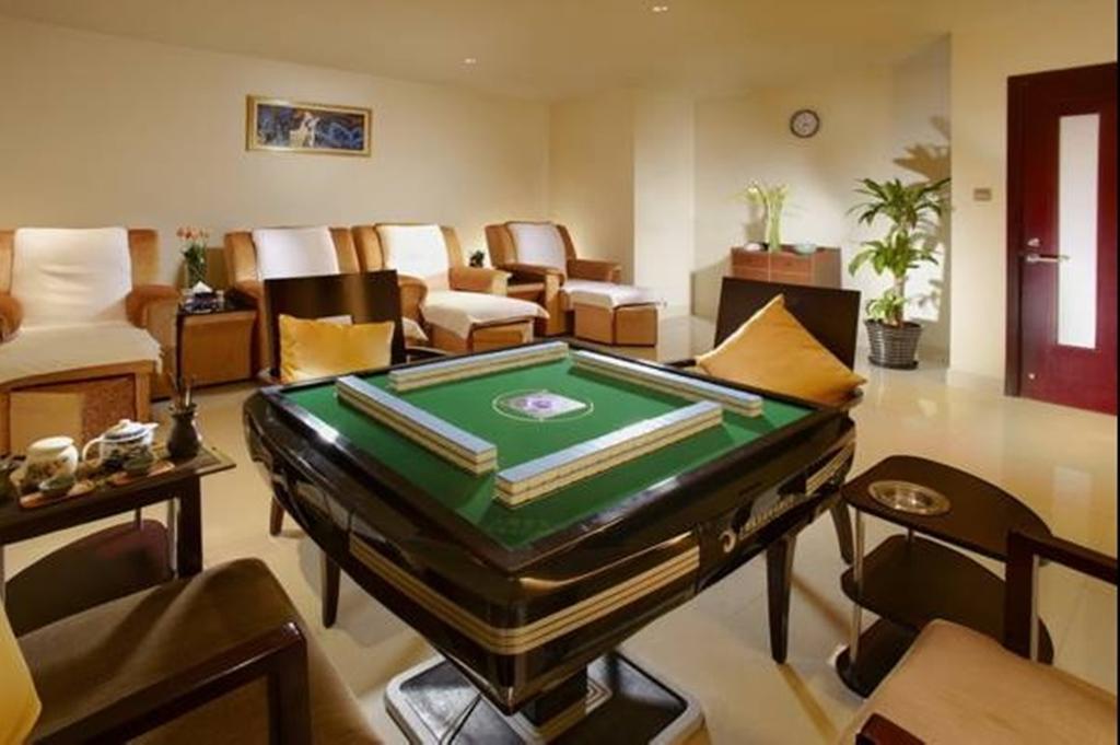 Resort Royal Tulip Zhujiajiao 5*