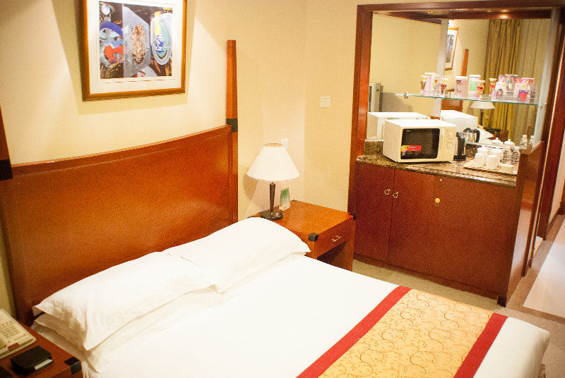 Otel Charms
