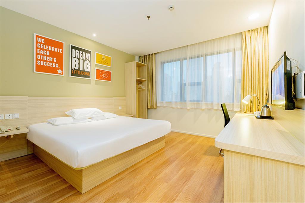Hanting Caohejing Caobao Road Hotel