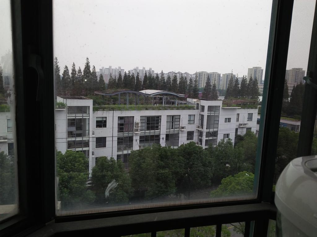 Yi Ju Homestay-zhuanqiao Subway Station, Minhang District *
