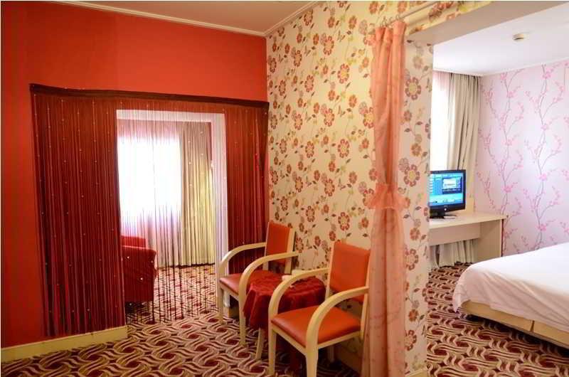 24k International - Nan Jing Road Branch Hotel 2*