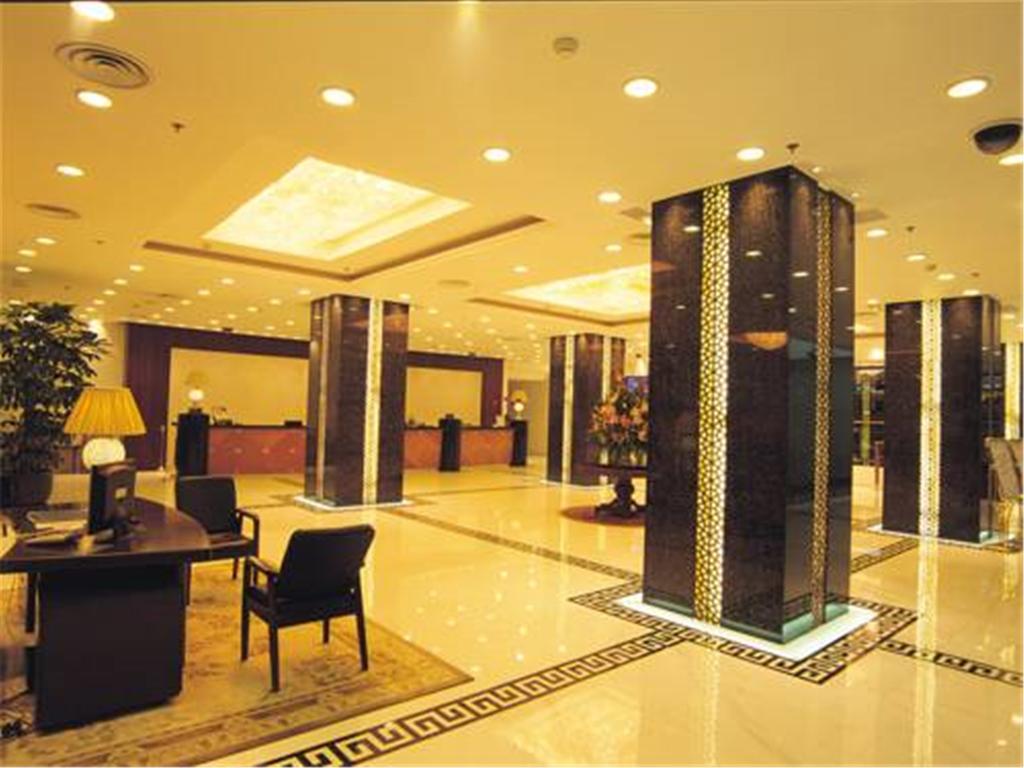 Shaanxi Business 4*