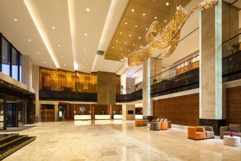 Crowne Plaza Jinxiu, An Ihg 4*