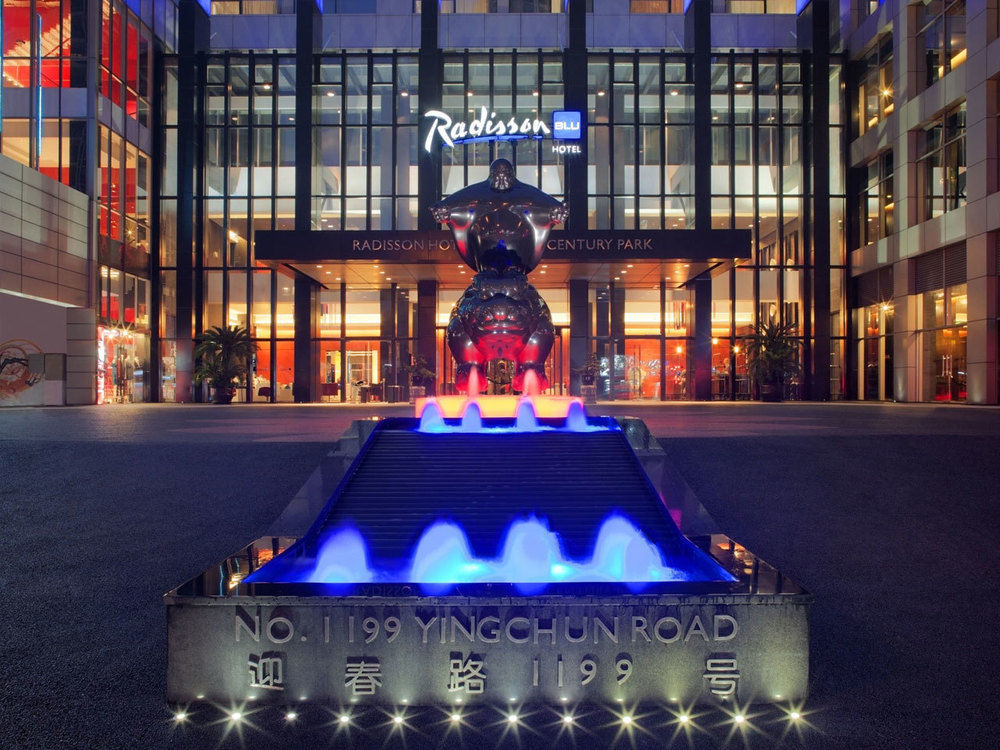 Grand Mercure Century Park 5*