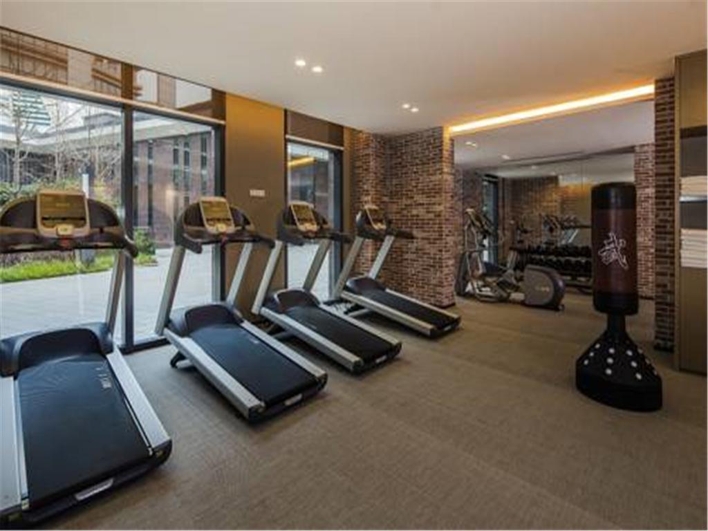 Otel Minimax Premier Hongqiao 5*