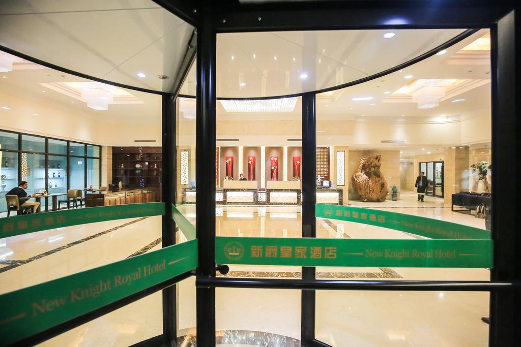 Otel New Knight Royal Airport And International 4*