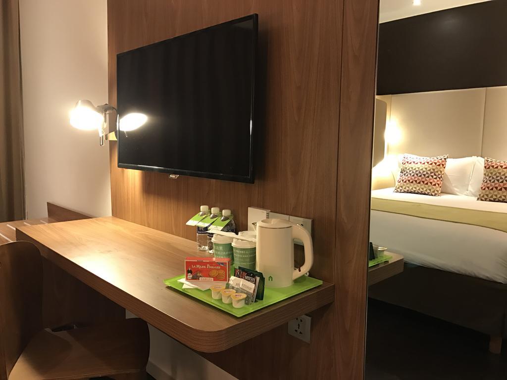 Hotel Campanile Bund 3*