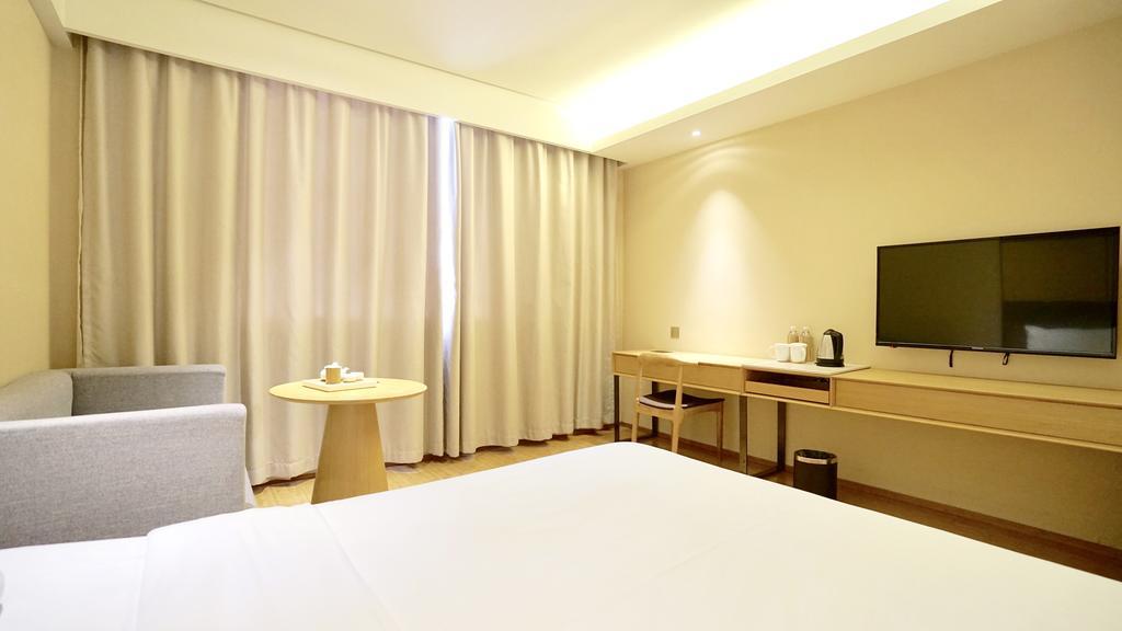 Otel Ji Oriental Pearl Tower