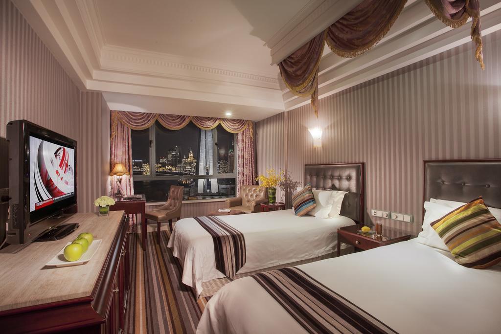 The Seagull On The Bund Hotel 4*