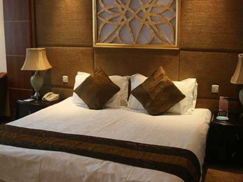 Dongding 4* Shanghai
