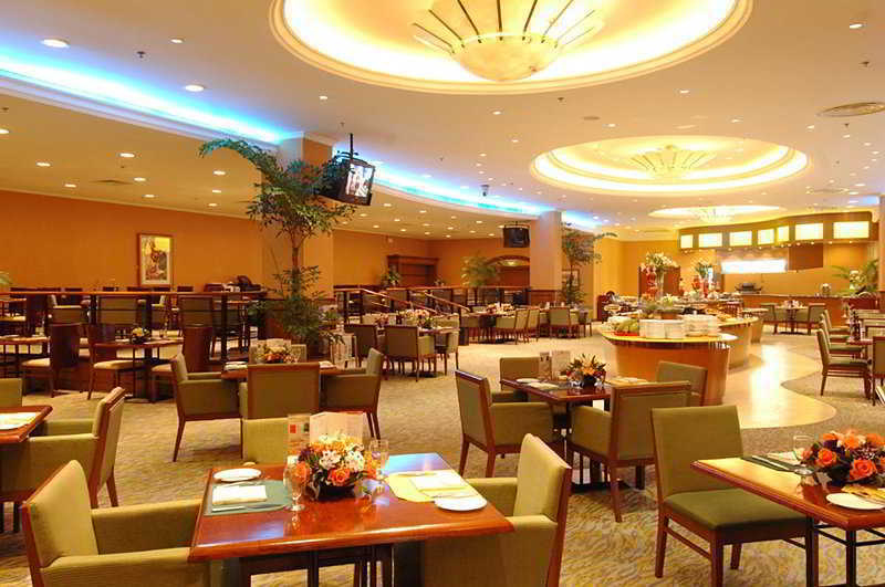 Ramada Plaza Pudong Airport - A Journey Starts At The Pvg Airport Hotel 4*