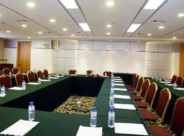 Onehome Yalong International 4*