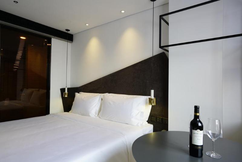 Atour Hongkou Cypress Hotel