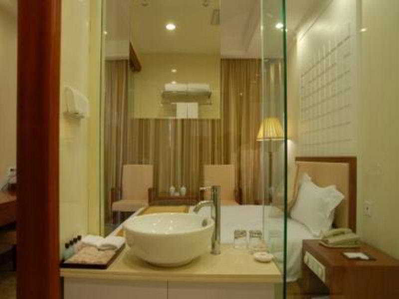 Fen He Hotel