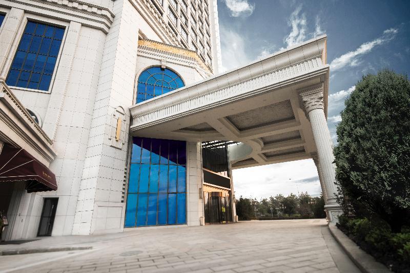 Hotel Shaanxi Tianyu Field International