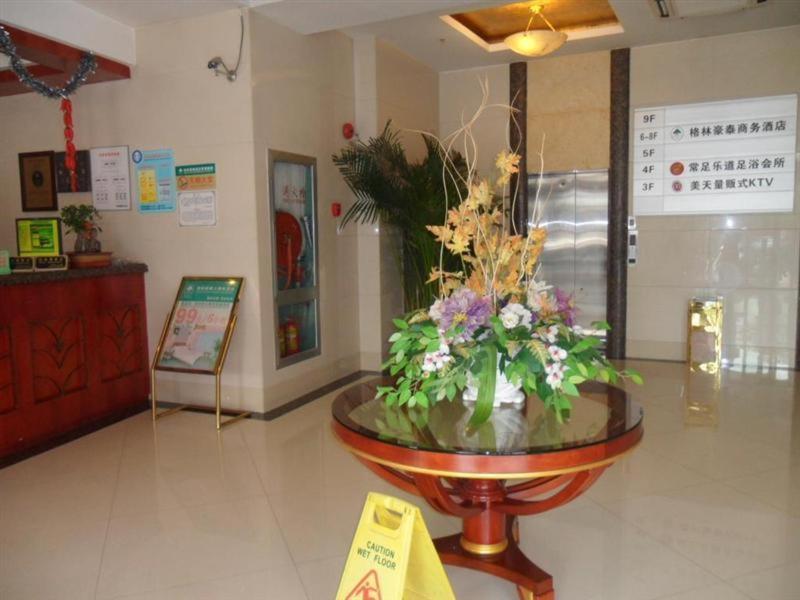 Greentree Zhujing Business Khách sạn 3*