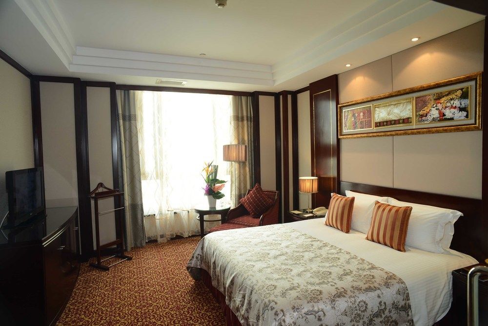 Hotel Pod The Bund Guangdong Road