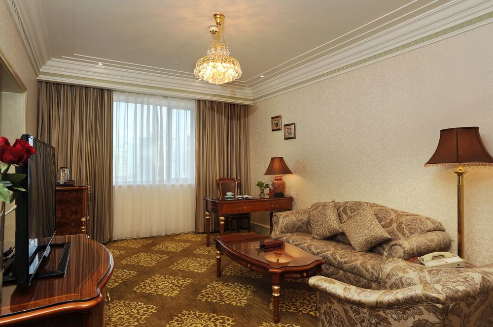 Majesty Plaza Hotel
