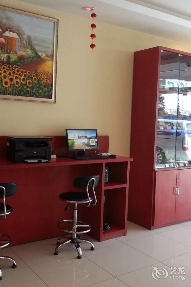 Hotel Hanting Express Shanghai Pudong Airport