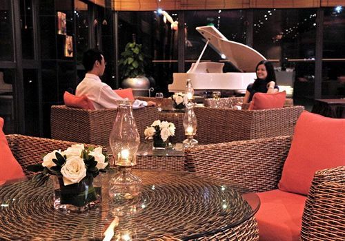Gloria Plaza Kangqiao 3*