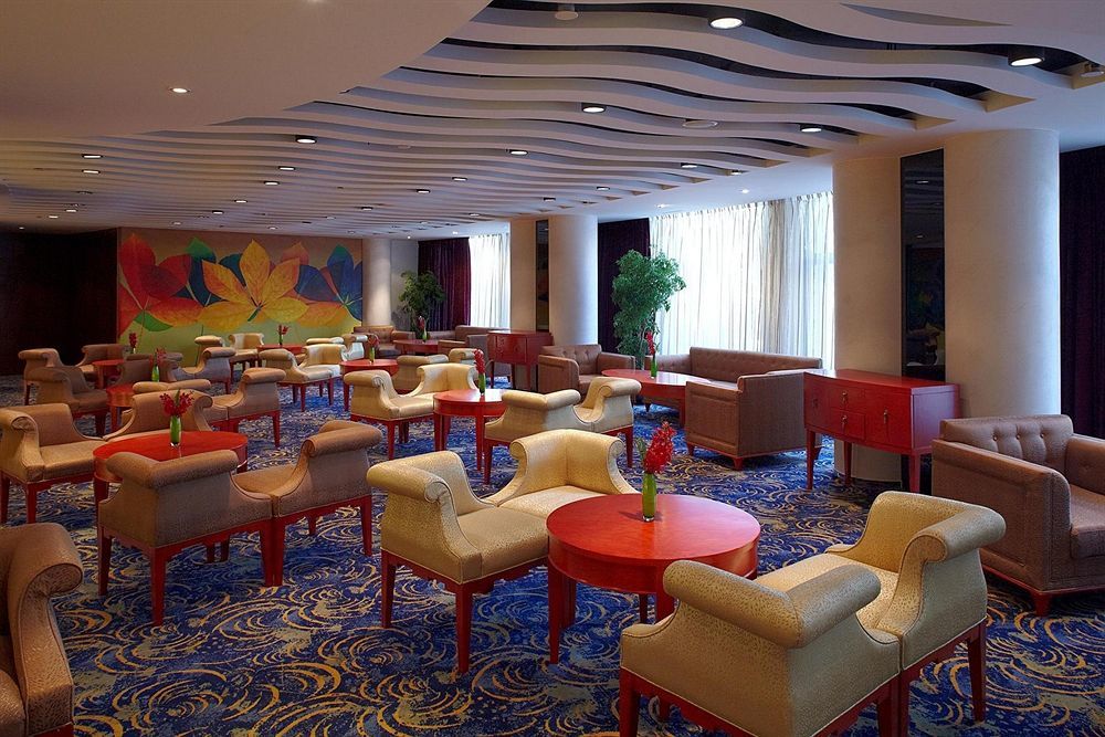 Regal Jinfeng 4*