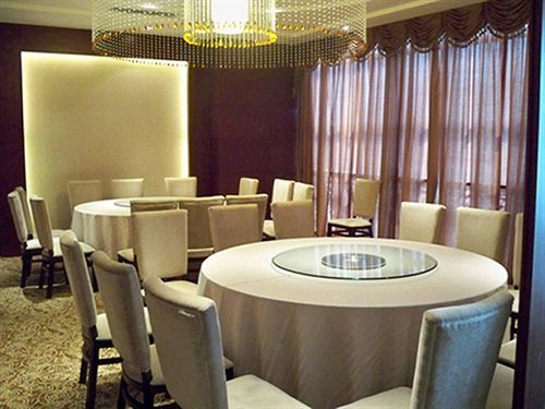 Paradise Hotel Shanghai