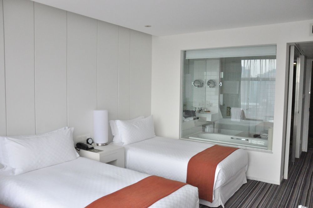 Grand Mercure Century Park Hotel 5*