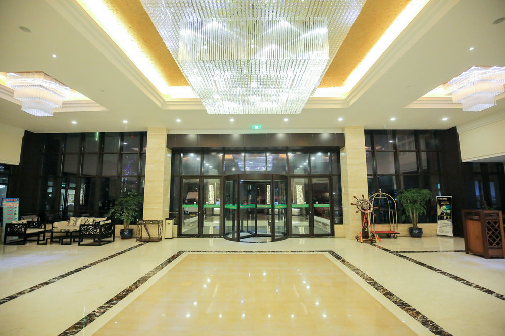 New Knight Royal Airport And International 4*
