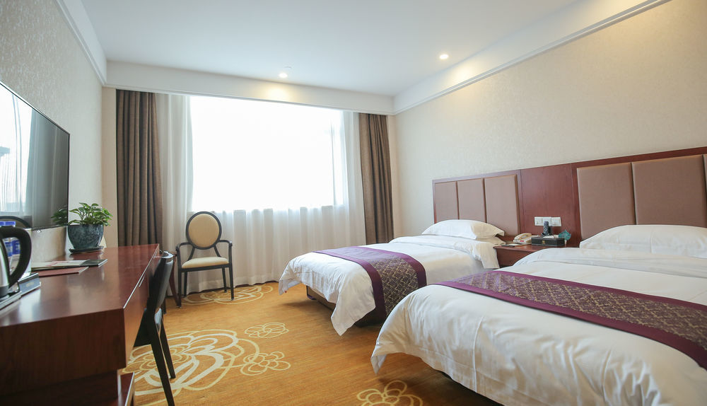 New Knight Royal Airport And International 4* Şanghay