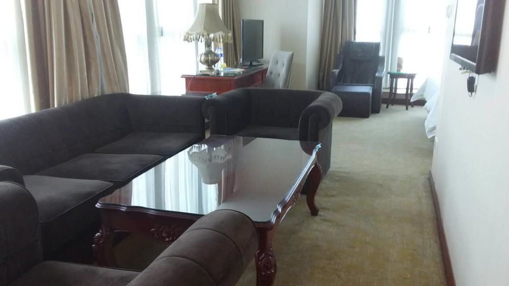 Vienna International Hongqiao Airport Wanda Hotel Shanghai