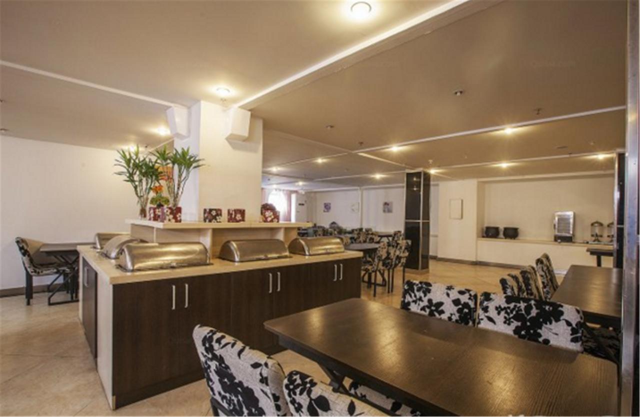 Hotel Fairyland Hotel Shanghai New International Exihibition Centre South Yanggao Road Metro Station 2*