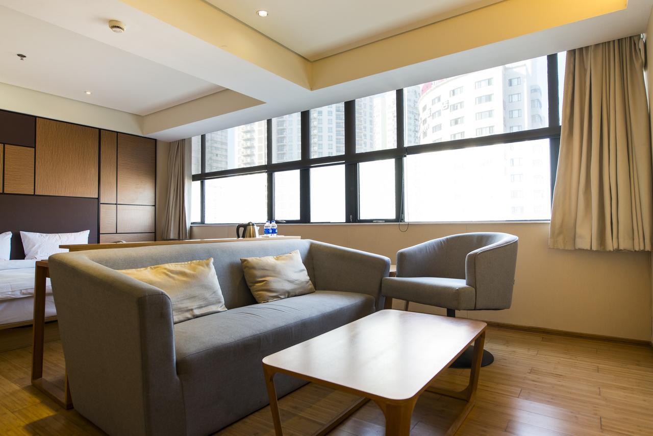 Hotel Ji Lujiazui South Pudong Road