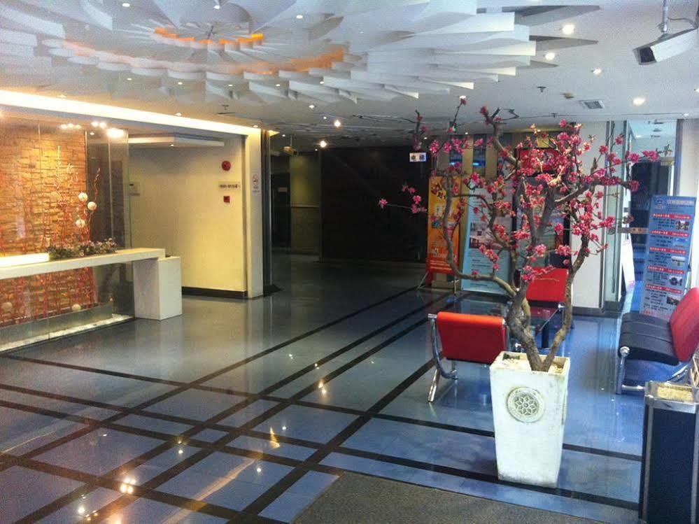 Motel168 Xincun Road Hotel 2*