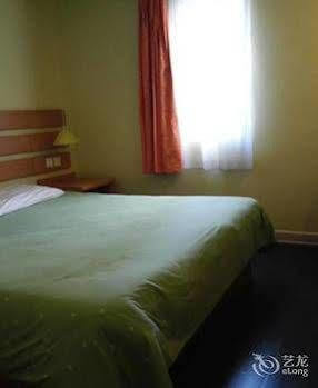 Inns Quyang Business Center Dabaishu Subway Station Branch Hotel 2*