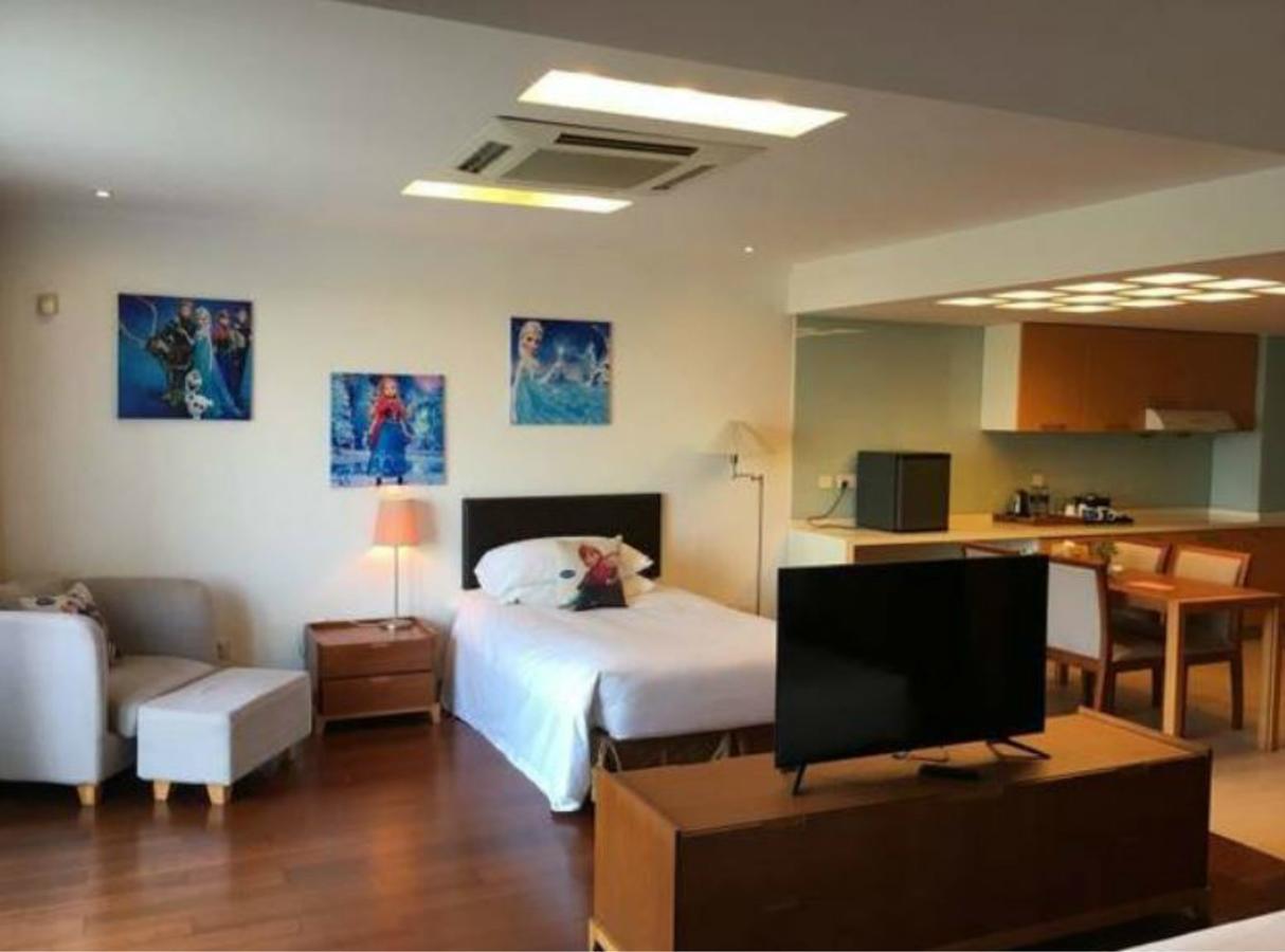 Hotel Gloria Plaza Kangqiao 3*