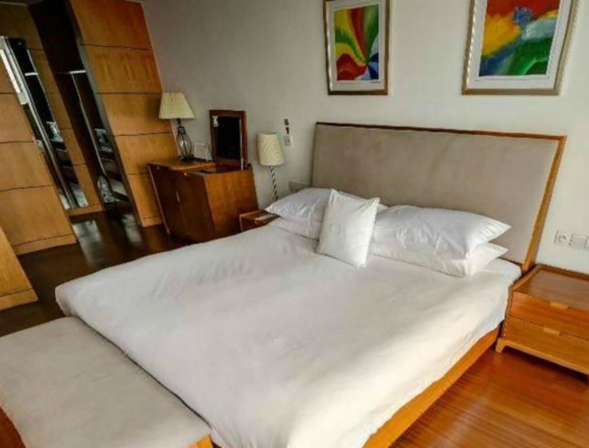 Hotel Gloria Plaza Kangqiao 3*