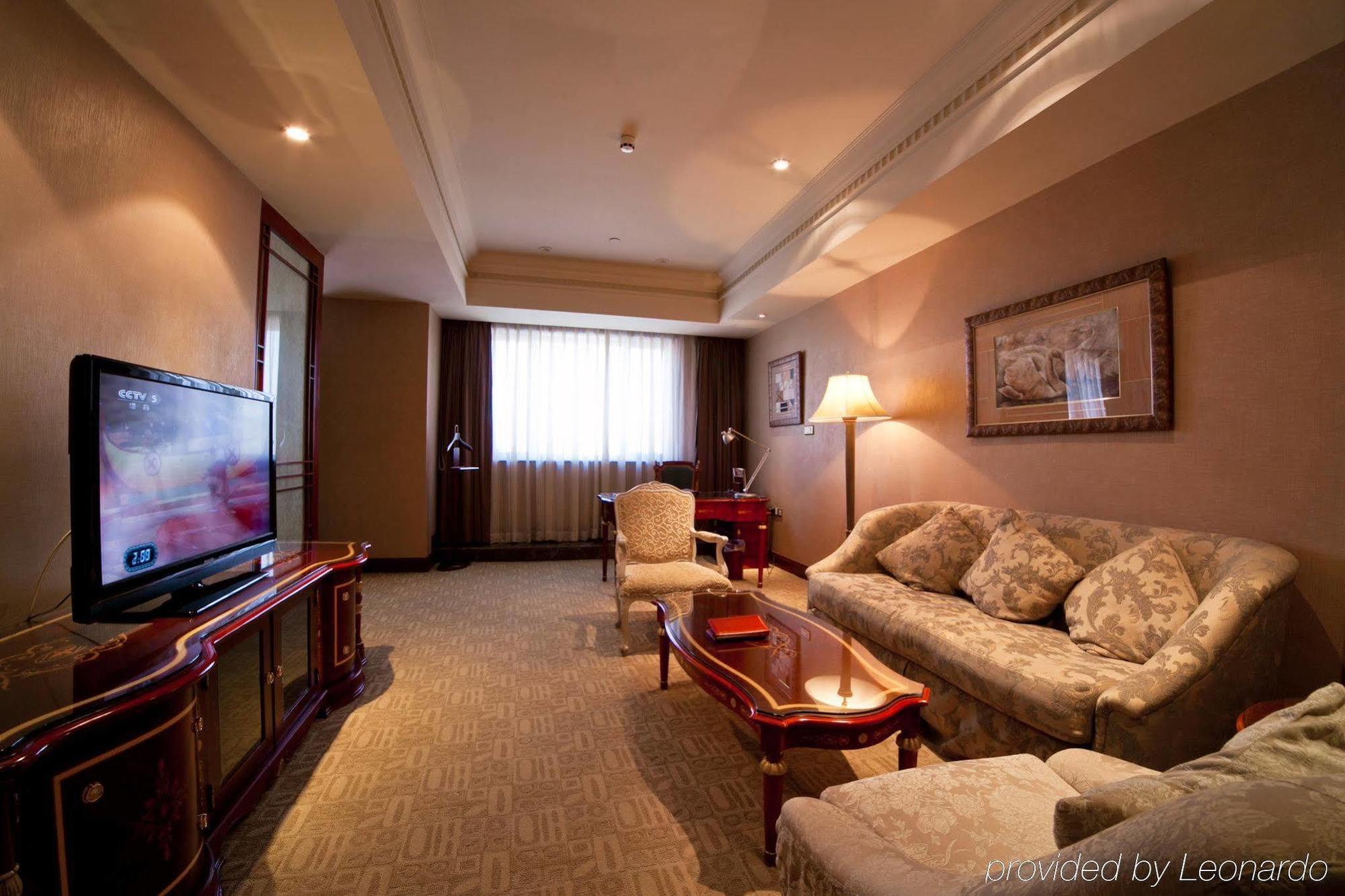 Majesty Plaza