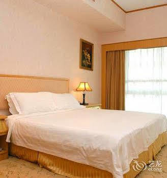 Atour S Wuning Road Hupu Hotel 4*