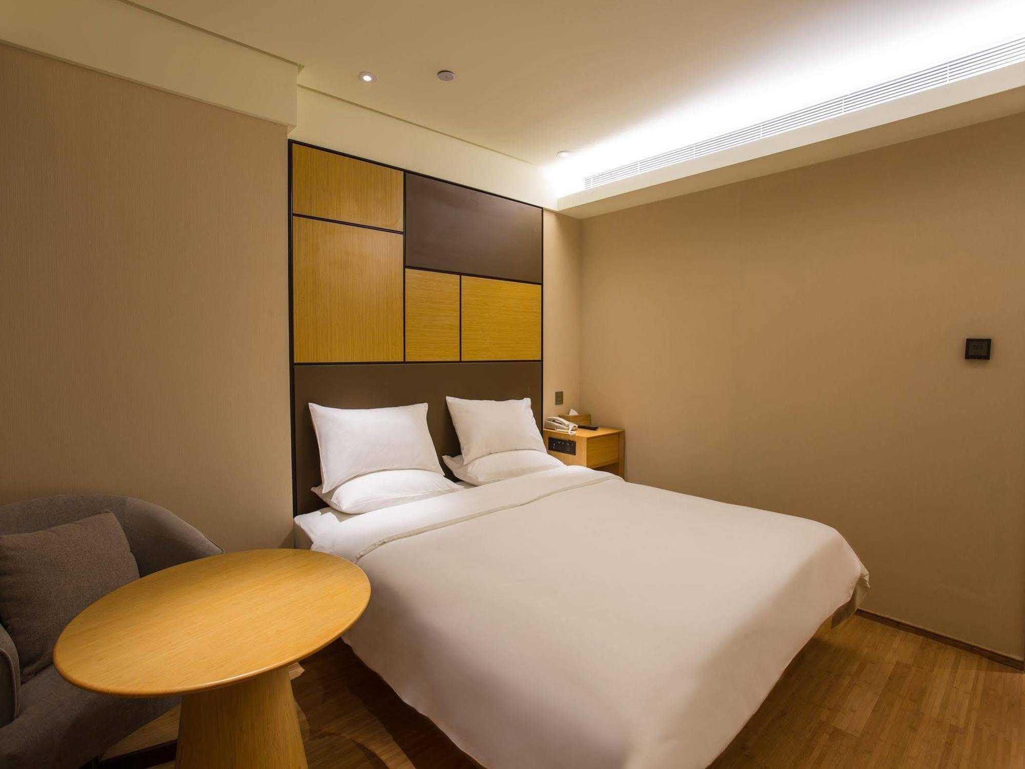 Ji Xintiandi Hotel Shanghai