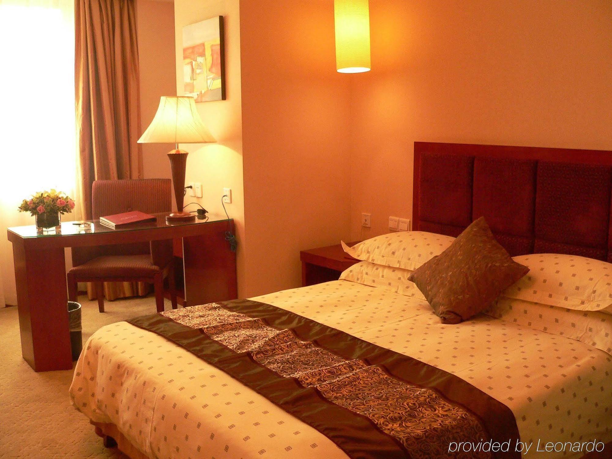 Mandarin Hotel 3*