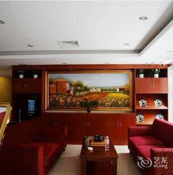 Chuansha Metro Station Xinchuan Road Hotel Shanghai