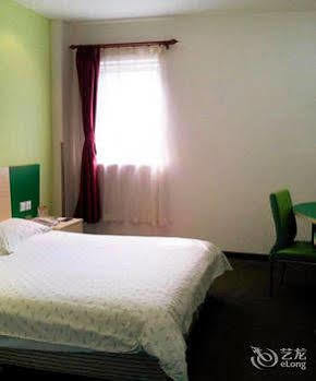Hotel 168