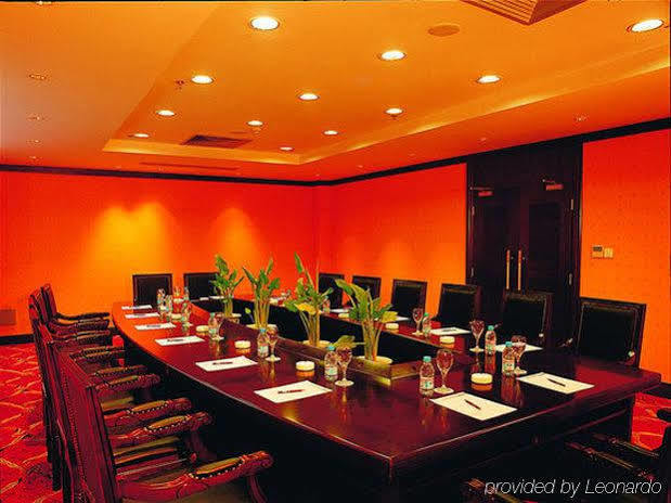 Gem Flower - North Bund Hotel Shanghai