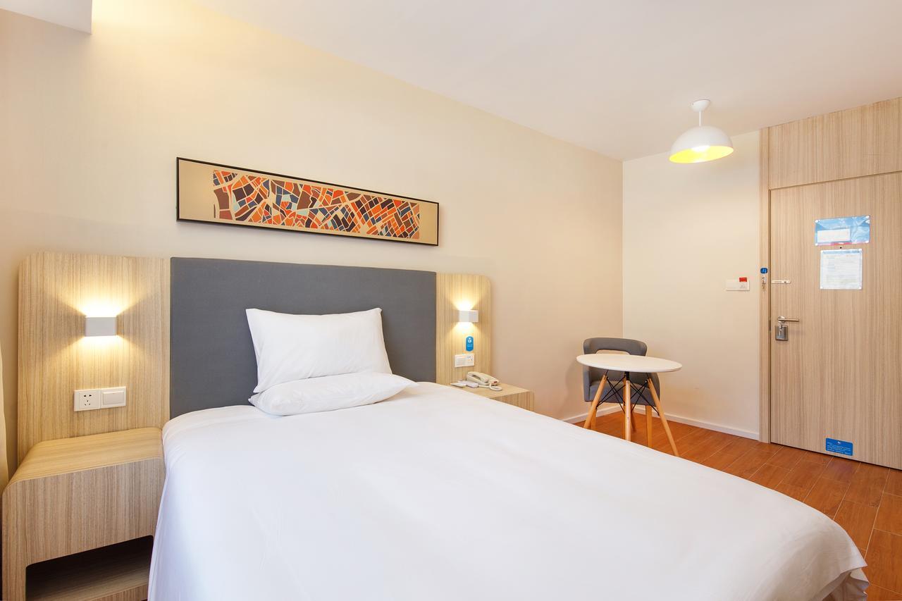 Hotel Hanting South Hongmei Road