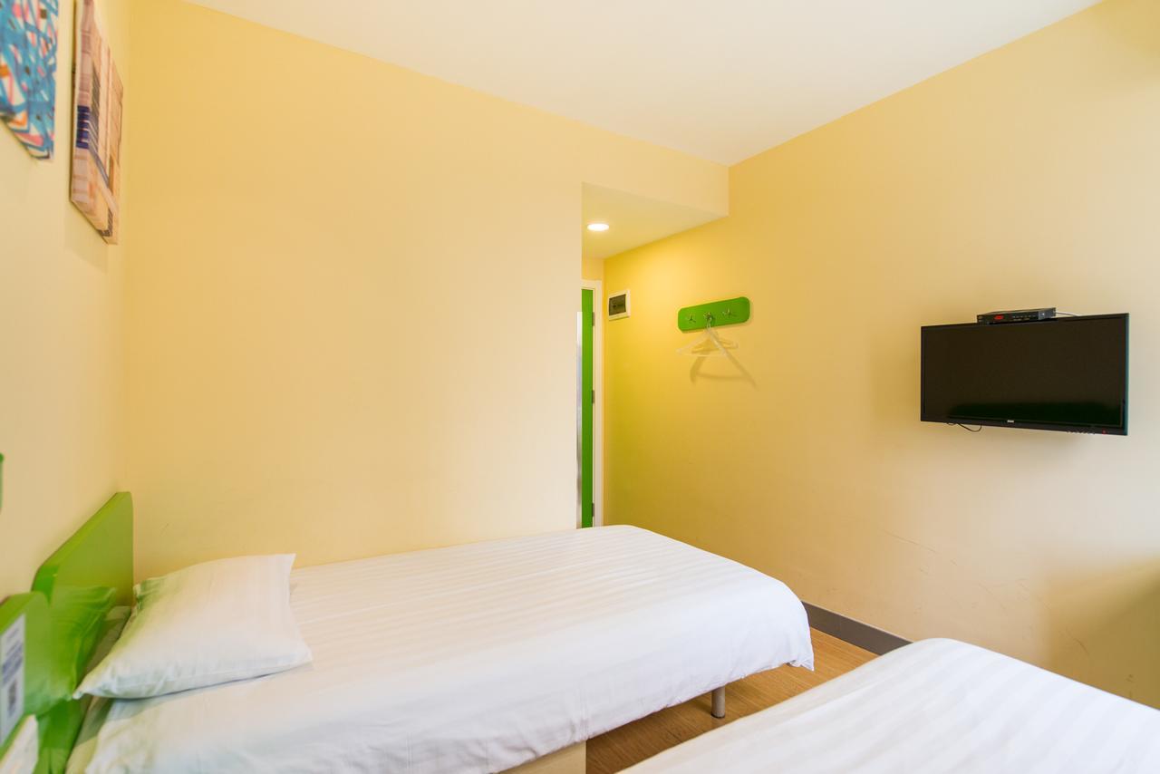 Hotel Hi Gushan Road 2*