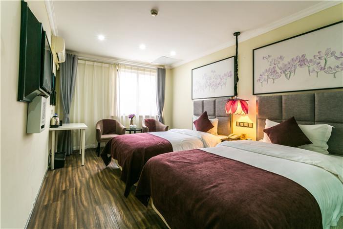 Hotel Blooming