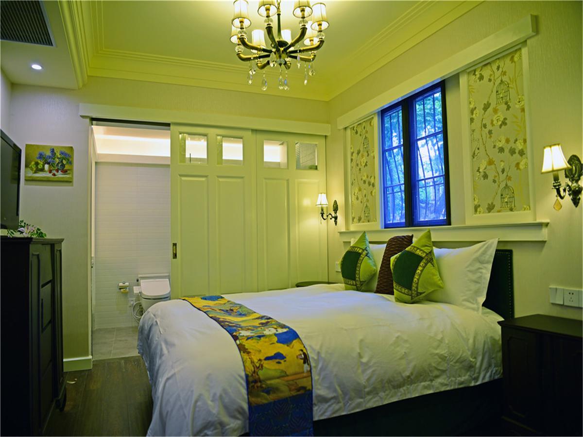 Soho Garden Hotel 4*
