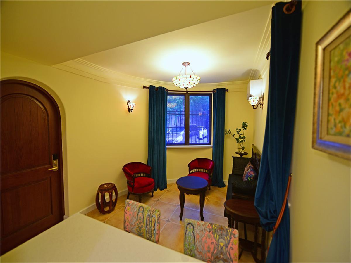 Hotel Soho Garden 4*